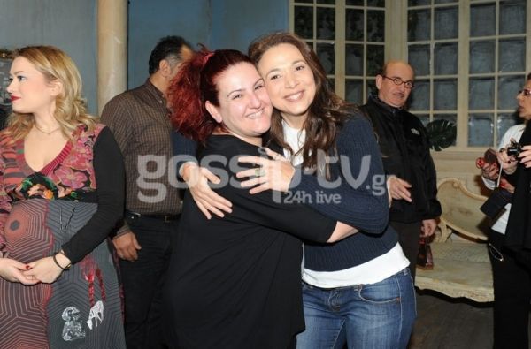 Το διασκέδασαν στη κοπή της πρωτοχρονιάτικης πίτας 