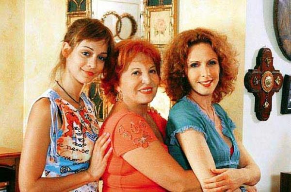 Ελληνίδα ηθοποιός αποκάλυψε την εγκυμοσύνη της με φωτογραφία της στο instagram