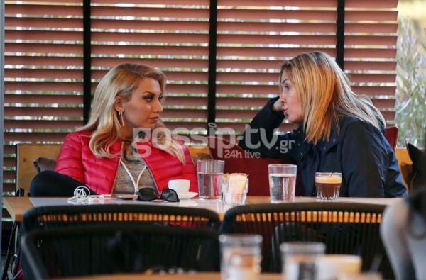 Κωνσταντίνα Σπυροπούλου – Χριστίνα Παππά: Καφεδάκι και συζήτηση στη Γλυφάδα
