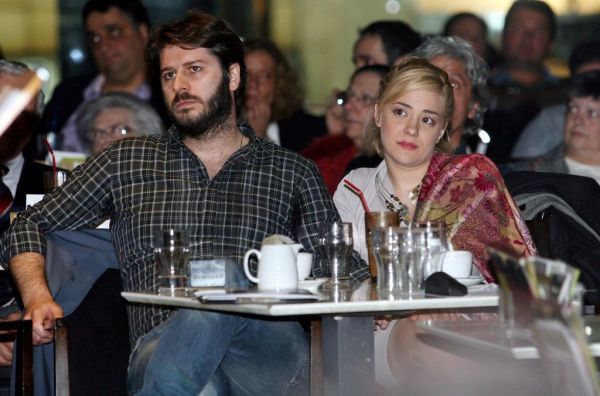 Καρέ-καρέ η βραδινή έξοδος Μπουρδούμη-Μποφίλου