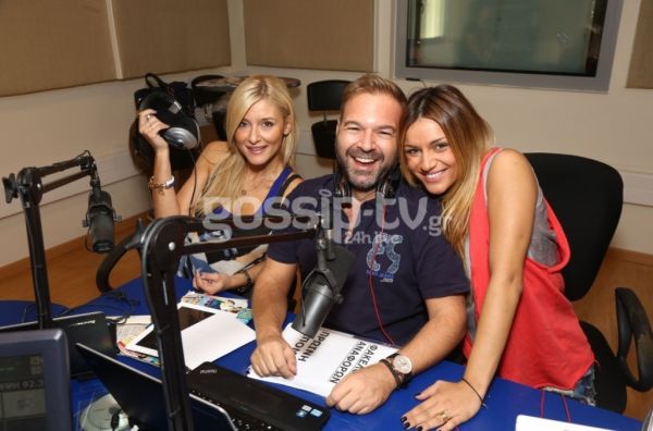 Ο Μάκης Πουνέντης και τα… κορίτσια του