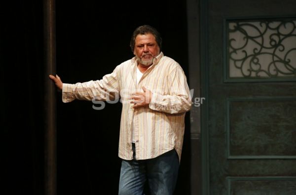 O «Caveman» συνεχίζει… ακάθεκτος