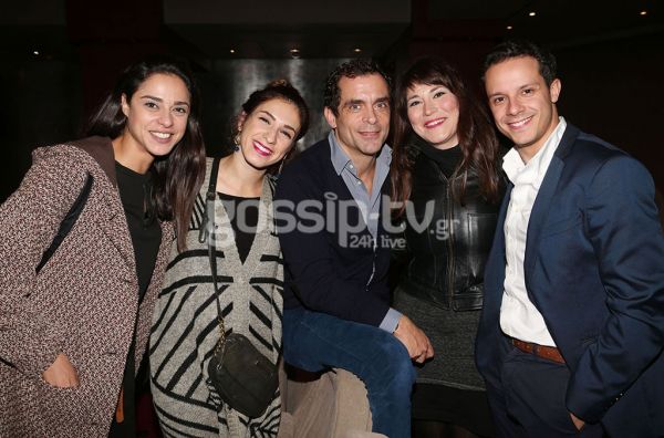 Άκουσε μας! Γύρνα σπίτι και πέτα το!