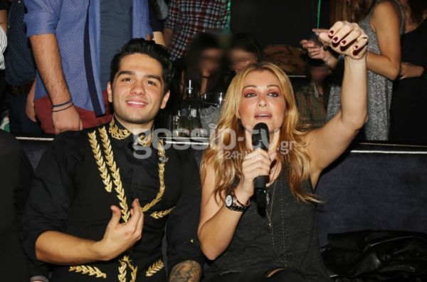 Τα νυχτοπερπατήματα και η... παρέα της Νατάσας Θεοδωρίδου