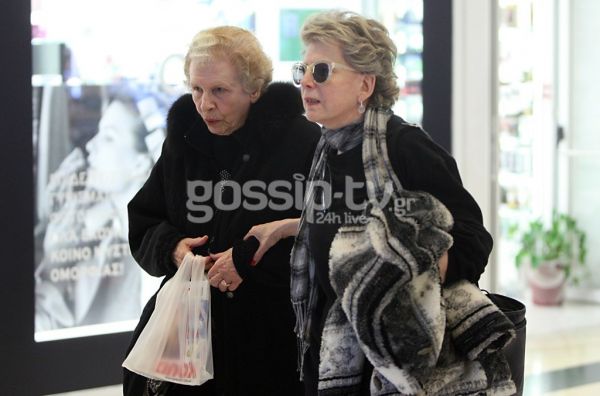 Οικογενειακή έξοδος στο Μαρούσι για Ακρίτα - Κυρίτση