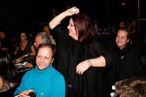 Η πρεμιέρα του Μανώλη Μητσιά 