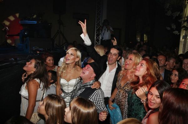 Ποια είναι η... τυχερή;   