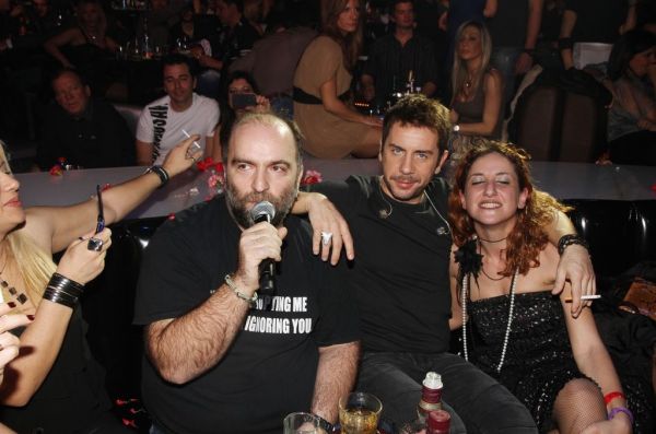 Μαρτάκης-Φουρέιρα τα έσπασαν στον Μαζωνάκη