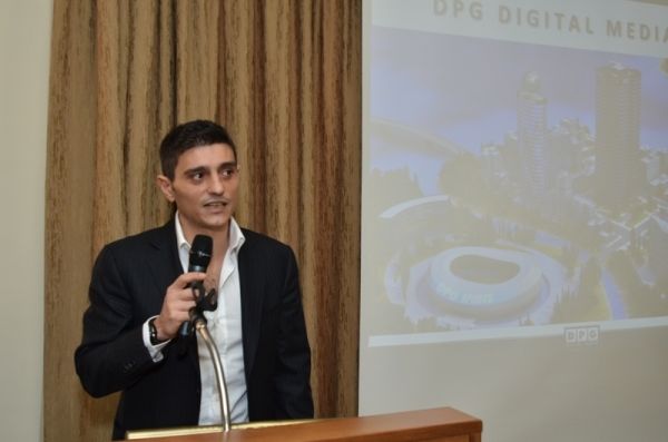 «Όλοι μαζί, χέρι-χέρι, μπορούμε να πετύχουμε το ακατόρθωτο!»