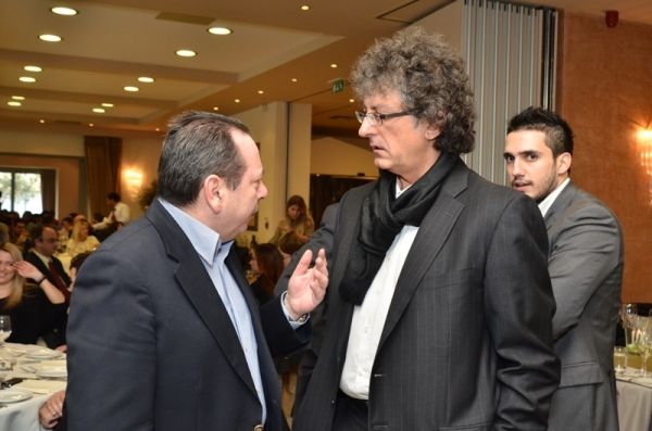 «Όλοι μαζί, χέρι-χέρι, μπορούμε να πετύχουμε το ακατόρθωτο!»