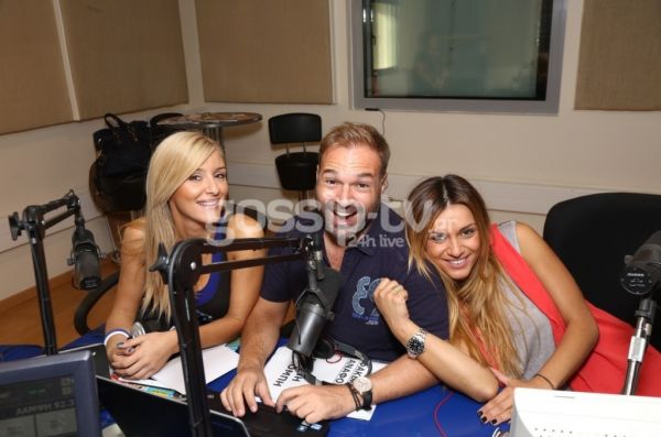 Ο Μάκης Πουνέντης και τα… κορίτσια του