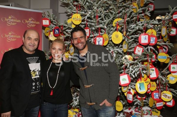 Σεφερλής-Τσαβαλιά-Ουγγαρέζος: Φωταγώγησαν Χριστουγεννιάτικο δέντρο σε φιλανθρωπικό bazaar