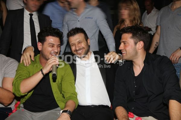 Πλούταρχος και Αργυρός τραγουδούν μαζί