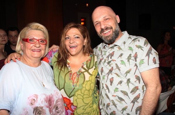 Νίκος Μουτσινάς: Σοκαρισμένος από τον αιφνίδιο θάνατο της μητέρας του