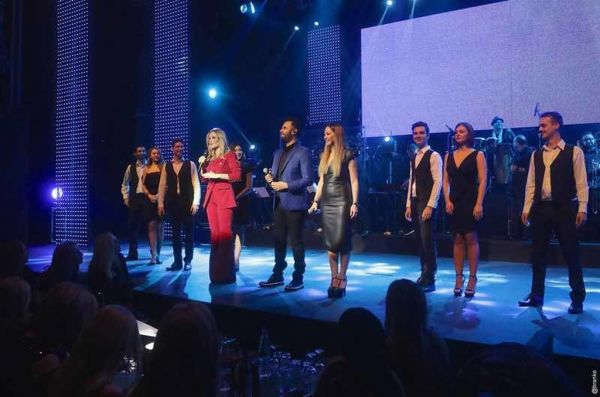 Ο Γιάννης Κότσιρας διασκέδασε με Θεοδωρίδου-Ασλανίδου-Παπαδόπουλο