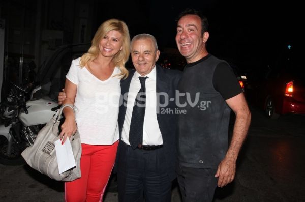 Λαμπερή πρεμιέρα για την παράσταση «Πολυτεχνίτης και Ερημοσπίτης» στο Θέατρο Αθηνά