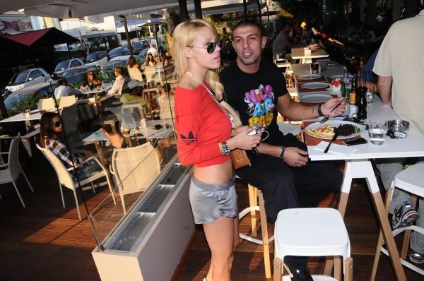 Σάσα Μπάστα: Το φοράει και… πετάει!