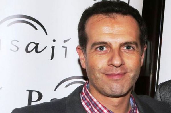 «Η Σπυροπούλου είναι ένα αμήχανο πλάσμα μπροστά στην κάμερα – Δεν με πείθει»