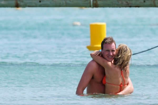 Σαν μικρά παιδιά η Halliwell κι ο αγαπημένος της