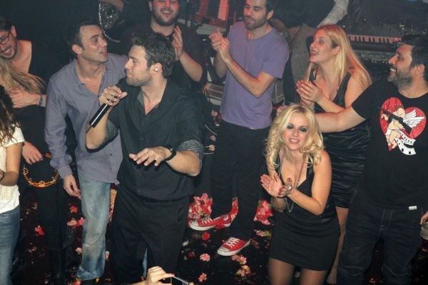 Το τσιφτετέλι του Καπουτζίδη!