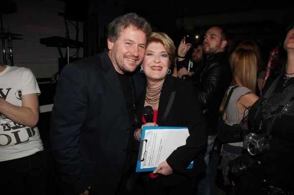 Τα «έσπασαν» οι υποψήφιοι  μια μέρα πριν τον ελληνικό τελικό