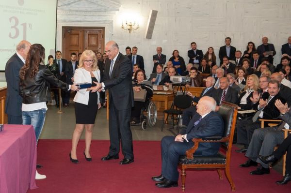 Υψηλή τιμητική διάκριση για την Αγγελική Νικολούλη 