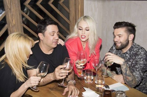 Η πρώτη εμφάνιση των κριτών του X-Factor μαζί!