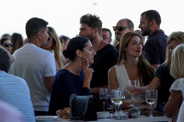 Νόνη Δούνια, Άντζελα Ευρυπίδη
