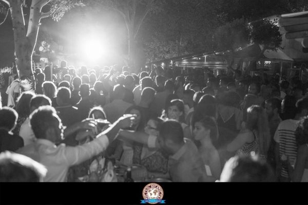 Τριαντάφυλλος: Ρολόγια φοράμε;