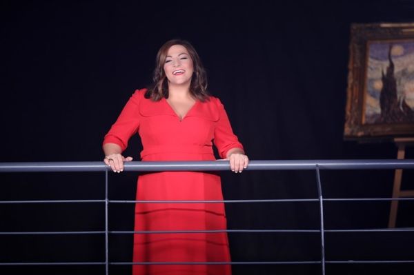  Είναι επίσημο! Η Βίκυ Σταυροπούλου παρουσιάστρια του Money Drop