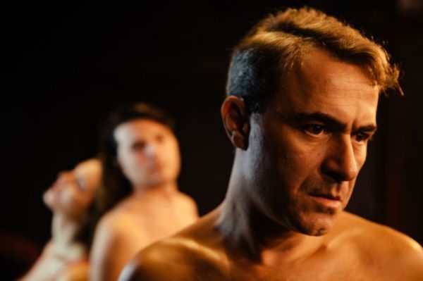 Τι νέο έχει ετοιμάσει ο Θανάσης Κουρλαμπάς;