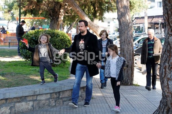 Γιώργος Λιανός: Βόλτα με τα παιδιά του 