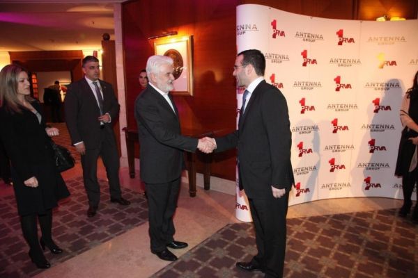 Με τον Αντώνη Ρέμο γιόρτασαν την επιτυχία του ΑΝΤ1 στη Σερβία