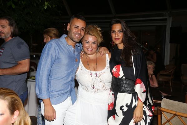 «Βούλιαξε» η Ρόδος από τους επώνυμους