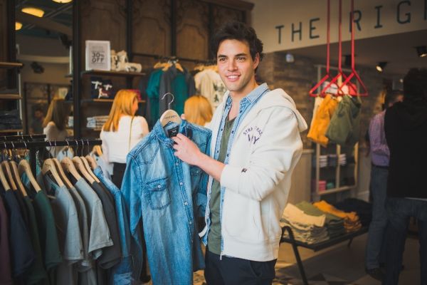 Τα λαμπερά εγκαίνια του Funky Buddha στην Κηφισιά