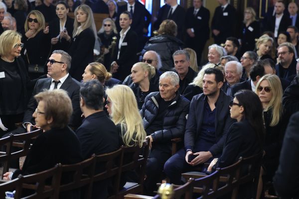 ΕΞΟΔΙΟΣ ΑΚΟΛΟΥΘΙΑ ΤΗΣ ΜΑΡΙΝΕΛΛΑΣPOOL ΚΟΝΤΑΡΙΝΗΣ ΓΙΩΡΓΟΣ