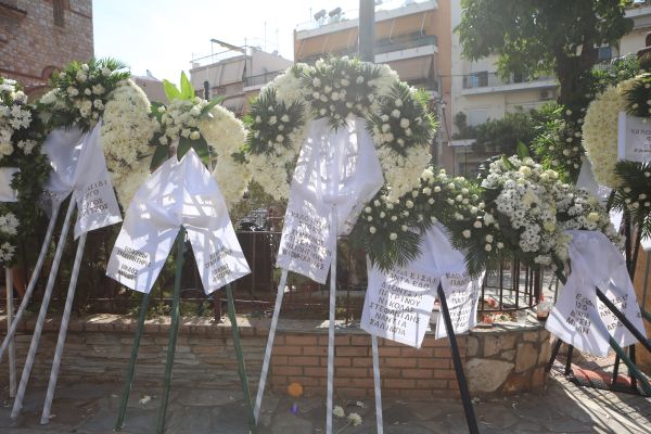 ΕΞΟΔΙΟΣ ΑΚΟΛΟΥΘΙΑ ΤΟΥ ΤΡΑΓΟΥΔΙΣΤΗ ΓΙΩΡΓΟΥ ΜΑΖΩΝΑΚΗ