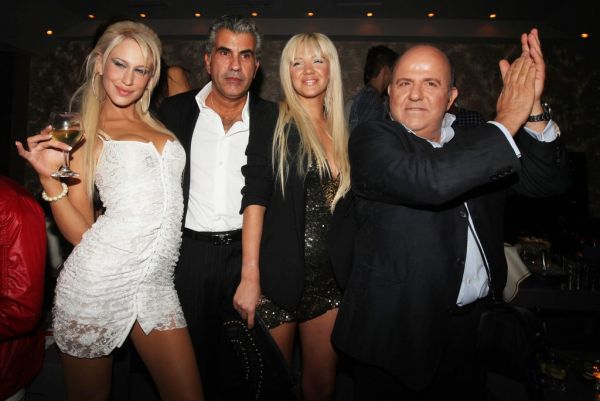 Θα βγαίνω... θα πίνω... και λόγο δεν θα δίνω