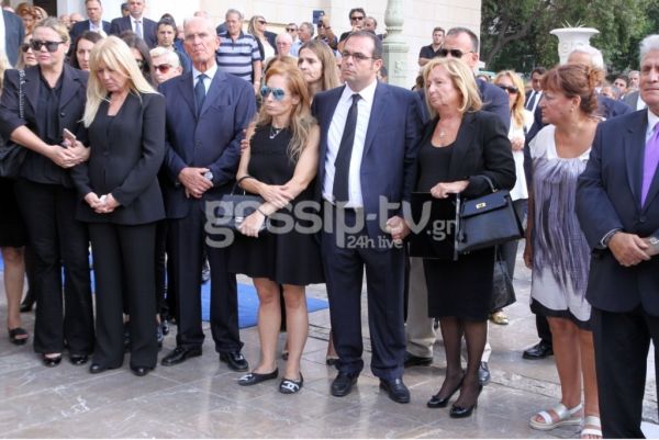 Το τελευταίο αντίο στον Κώστα Μήτση