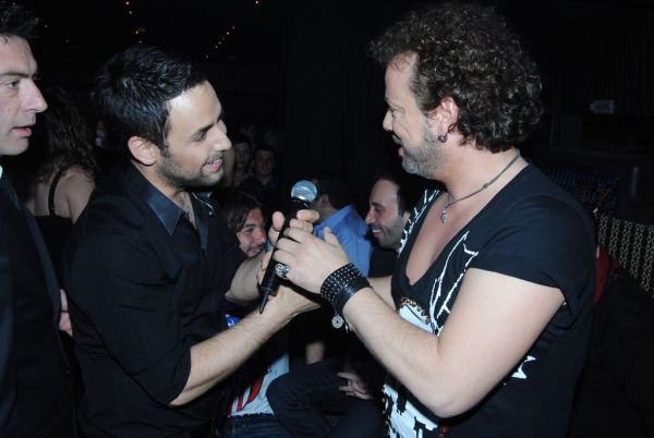 Που διασκεδάζουν οι επώνυμοι 