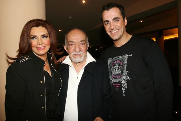 Η επίσημη πρεμιέρα του θεάτρου Ντενίση 