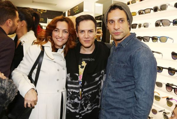 Ο Ηλίας Βρεττός εγκαινίασε το νέο του κατάστημα οπτικών. Δείτε ποιοι ήταν εκεί!