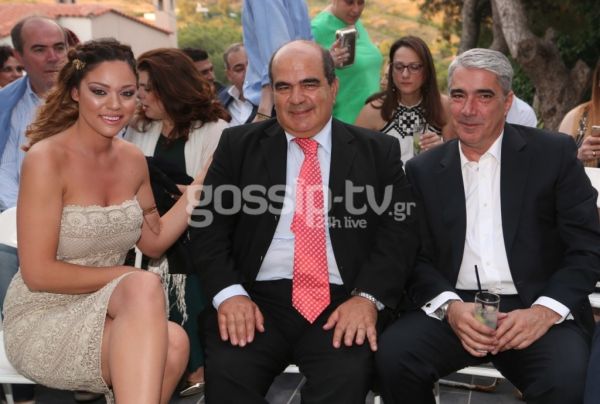 Επίδειξη μόδας από την Μπάγια Αντωνοπούλου και το ατελιέ της