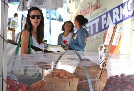 Η Jennifer Garner στη λαϊκή! 