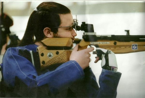 Ο Βαγγέλης πήρε το όπλο του