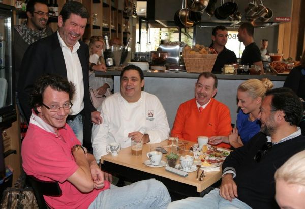 Παντρεύεται η Νάντια Μπουλέ;