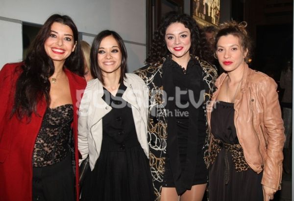 Λαμπερές παρουσίες στην πρεμιέρα της θεατρικής παράστασης «Το κοροϊδάκι της Δεσποινίδος»