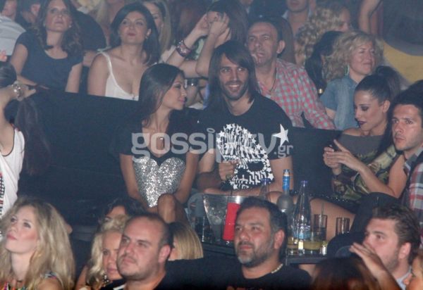 Όταν οι επώνυμοι διασκεδάζουν