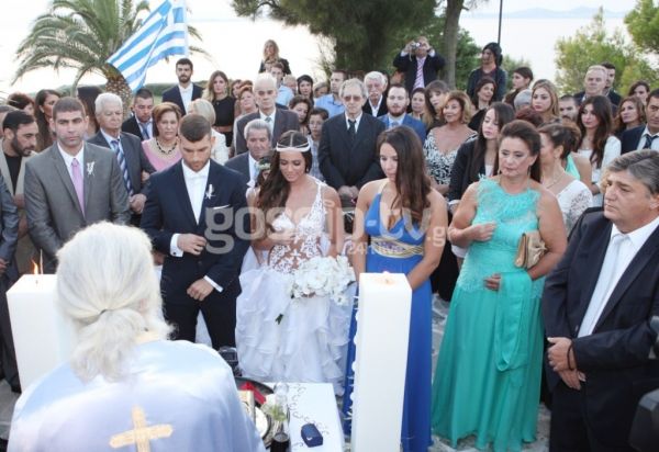 Το φωτογραφικό άλμπουμ του γάμου της Μάντυ Περσάκη και του Αλέξανδρου Νικολαΐδη