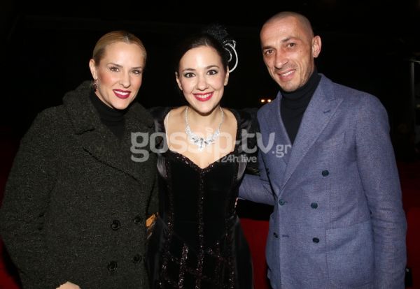 Επίσημη πρεμιέρα για την παράσταση «Ο καιρός των χρυσανθέμων» 